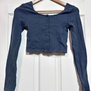 Chic Navy Button-Up Crop Top